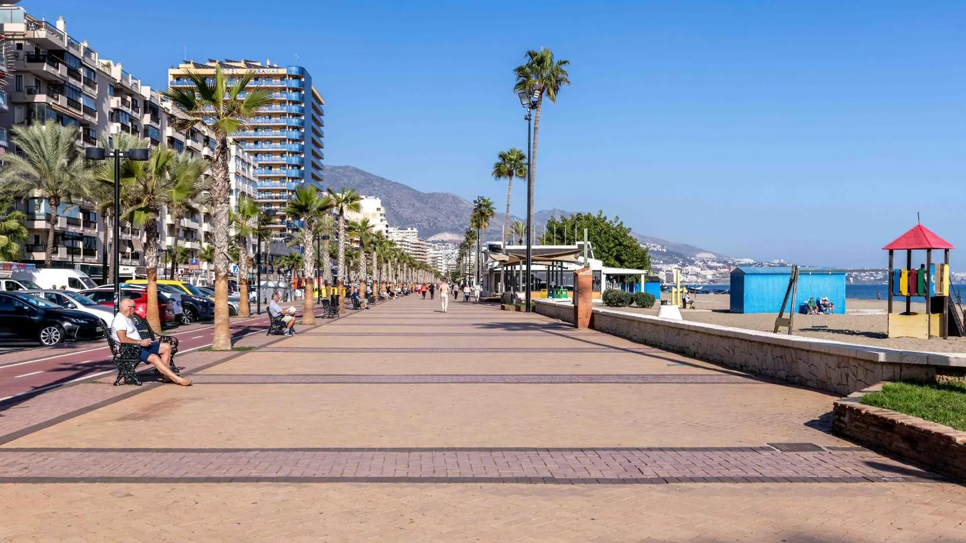 New Boliches Apartment 2Nd Line Beach With Parking Fuengirola