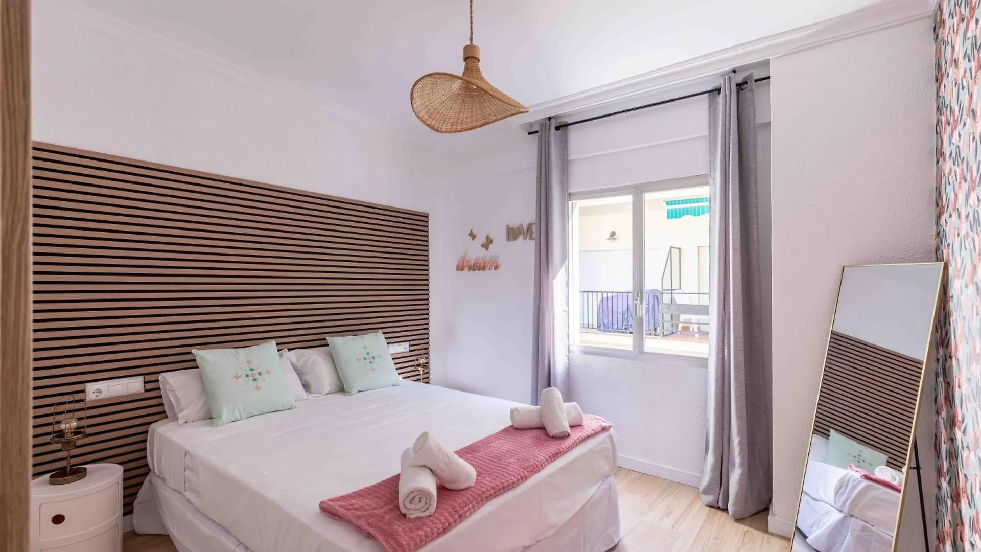 New Boliches Apartment 2Nd Line Beach With Parking Fuengirola
