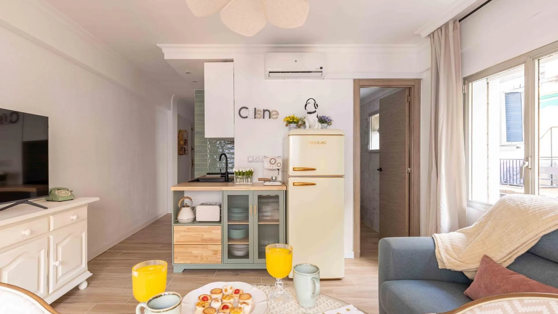 New Boliches Apartment 2Nd Line Beach With Parking Fuengirola